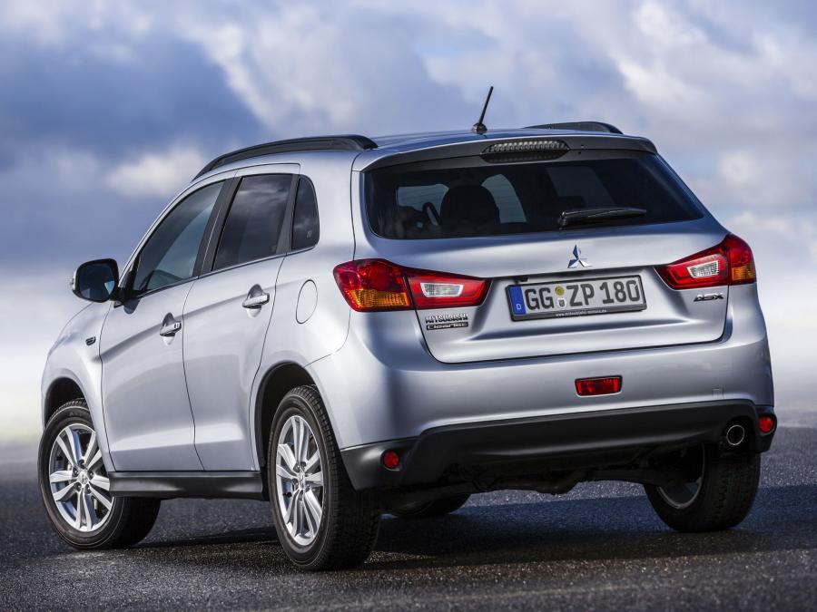  Mitsubishi ASX 2012 года  (фото 9 из 12)